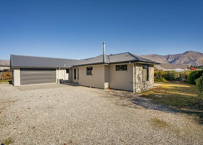 Holiday home Escape On Rob Roy *